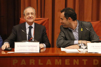 El presidente del Consejo de Administración de ACS, Florentino Pérez, en la comisión de investigación del Proyecto Castor en el Parlament.