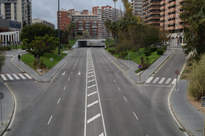 Avinguda Vidal i Barraquer el passat 23 de març en ple confinament a la ciutat de Tarragona