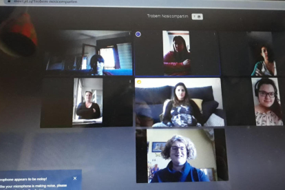 Captura de pantalla d'una de les classes virtuals per dones embarassades que s'han començat a fer a l'Ebre.