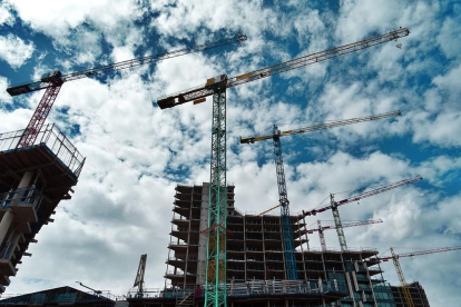 L'any 2019, l'activitat professional al sector de la construcció va baixar un 3% conservant valors similars als de l'any 2018.