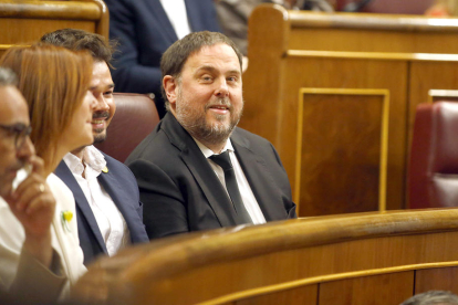 El presidente de ERC, Oriol Junqueras, sentado en el escaño del Congreso de los Diputados durante la sesión constitutiva de la cámara. Imagen del 21 de mayo del 2019.