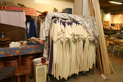 Unes quantes túniques que durant el Tarraco Viva porten els personatges de les representacions.