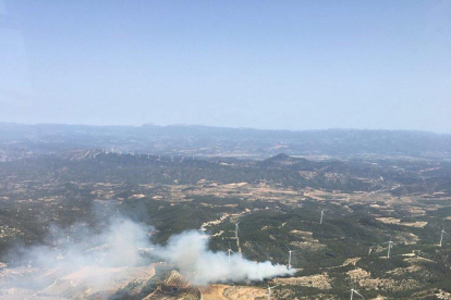 Imagen aérea del incendio de la Fatarella.