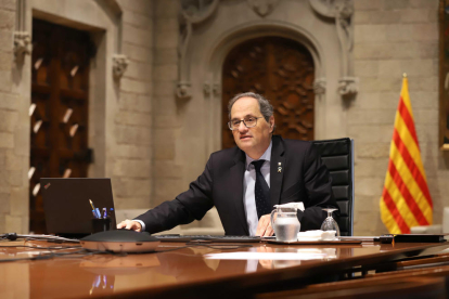 El president de la Generalitat, Quim Torra, reunit per videoconferència amb el president del govern espanyol, Pedro Sánchez, i amb els presidents de les comunitats autònomes.