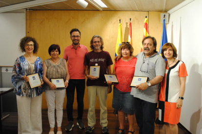 Los profesores jubilados en el Ayuntamiento de Vila-seca.