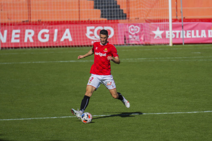 Carlos Albarrán, este pasado domingo durante la goleada contra el Andorra (4-2) antes de ser expulsado con roja directa.