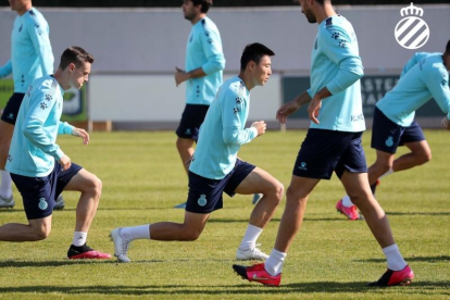 Jugadors de l'Espanyol entrenant