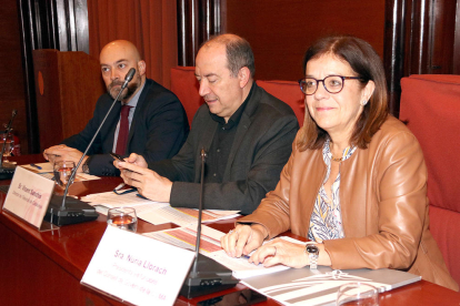 La vicepresidenta de la Corporació Catalana de Mitjans Audiovisuals (CCMA), Núria Llorach; el director de TVC, Vicent Sanchis, i el director de Catalunya Ràdio, Saül Gordillo, el 21 de febrer del 2020