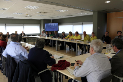 Reunión del Comité de Análisis y Seguimiento de Enfermedades Transmisibles Emergentes de Alto Riesgo en la Agència de Salut Pública de Cataluña, para aprobar el protocolo de actuación ante casos sospechosos del nuevo coronavirus.