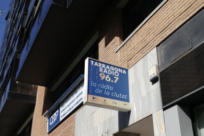 Imatge de l'edifici on es troba l'emissora de Tarragona Ràdio.