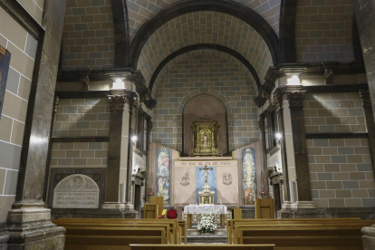 El aspecto interior de la capilla, donde se han reparado los efectos de la humedad y se ha realizado una limpieza.