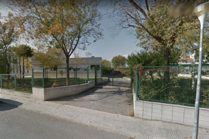 La Junta de Govern també ha acordat la renovació de l'enllumenat a l'escola Eladi Homs.