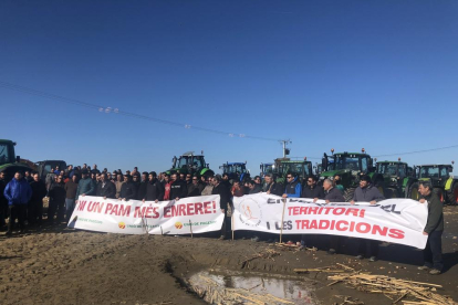 Imagen de la protesta de los agricultores en el Delta del Ebro