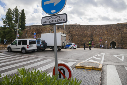 EL PSC vol que es circuli a 30k/h pel centre de Tarragona.