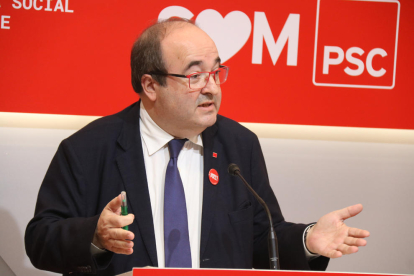 El primer secretario del PSC, Miquel Iceta, en rueda de prensa en la sede del partido