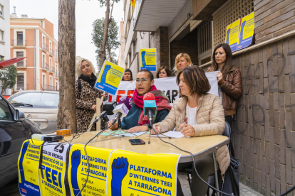 Representants de les TEEI a Tarragona durant la roda de premsa d'ahir a Tarragona.