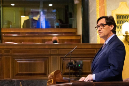 El ministro de Sanidad, Salvador Illa, al pleno del Congreso sobre el estado de alarma en Madrid, el 15 de octubre.