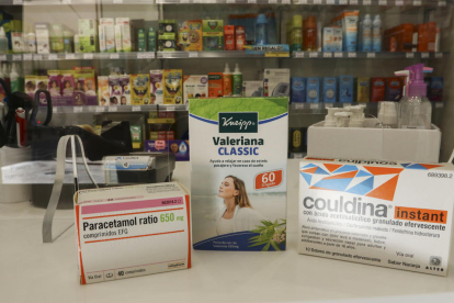 La venta de paracetamol y tranquilizantes ha aumentado, mientras que la de antigripales ha caído.