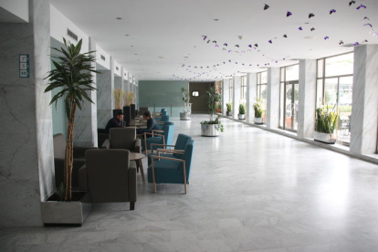 La cafeteria interior de l'hotel Salou Park, de Salou.