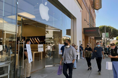 Imatge d'una botiga d'Apple a un barri de San Francisco.