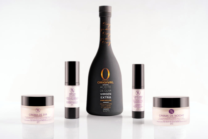 L'ampolla d'OOVE i els productes cosmètics d'alta gamma d'Origival, una empresa creada amb olives experimentals de Batea.