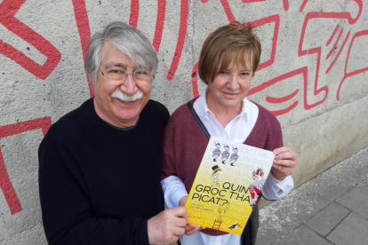 Pere Prats Sobrepere y Lena Paüls, ilustrador y autora del libro 'Quin groc t'ha picat?'