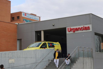 Detingut un conductor d'ambulància per assassinar a un infermer a un hospital a Madrid