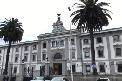 La Audiencia Provincial de La Coruña.