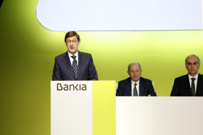 Imatge general de la intervenció del president de Bankia, José Ignacio Goirigolzarri, a la junta general d'accionistes.