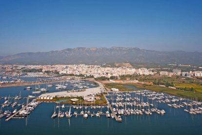 Imagen aérea del puerto de Sant Carles de la Ràpita.