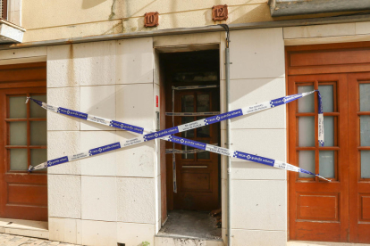 Los inquilinos de la calle Sant Antoni todavía no han podido volver.