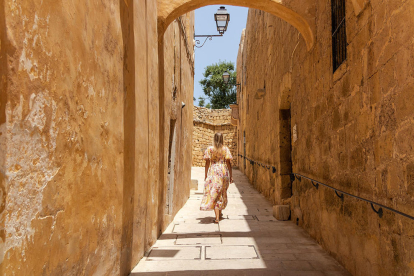 Imatge d'un carreró a Cittadella, a la illa de Gozo.