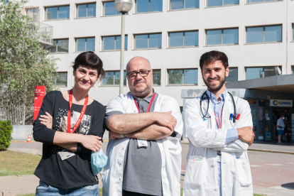 Imagen de Marta Tajes, Josep Comín y Carles Díez, investigadores del grupo BIOHEART.