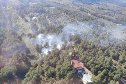Incendi detectat a Mont-Roig del Camp.
