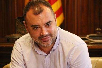 Primer pla de l'alcalde de Terrassa, Jordi Ballart.