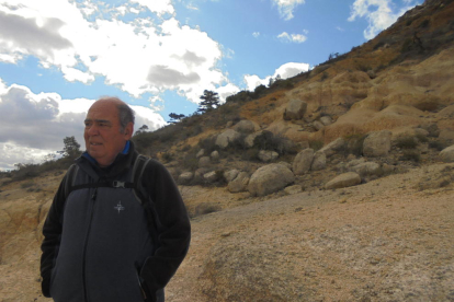Gener Aymamí, en una imagen reciente, es autor de varios libros sobre excursionismo.