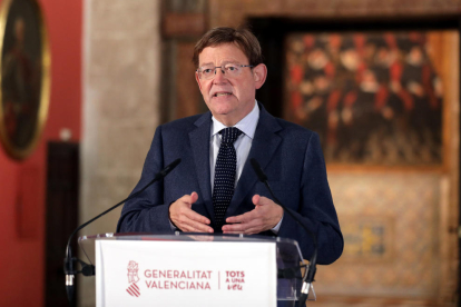 El presidente de la Generalitat valenciana, Ximo Puig, en la declaración institucional para anunciar el toque de queda a la Comunidad Valenciana.