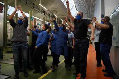 Els treballadors d'Indústries Teixidó celebren el primer premi