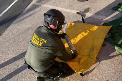 La bengala s'utilitza per a exercicis d'entrenament o missions de rescat marítimes.