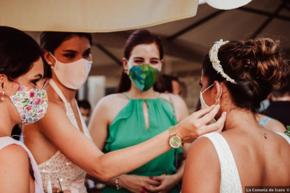 Imagen de archivo de una boda en septiembre de 2020, unas celebraciones que se tuvieron que adaptar a las restricciones por la pandemia.