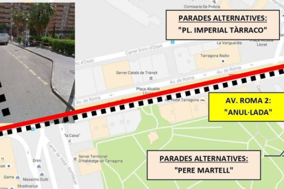 La avenida Roma de Tarragona se encuentra cortada por la instalación de una grúa de grandes dimensiones