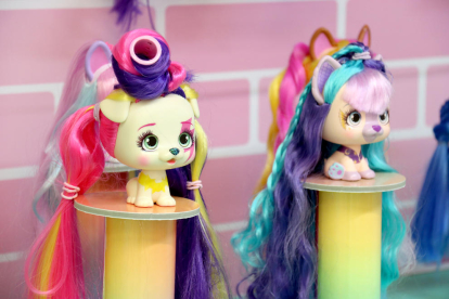 Dos muñecas 'VIP Estallidos|Pedos', de IMC Toys
