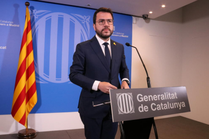 El president de la Generalitat, Pere Aragonès, minuts abans de començar la roda de premsa al Centre Cultural Blanquerna de Madrid.