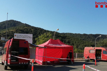 Los Bomberos reanudan la búsqueda con submarinistas del joven desaparecido al pantano de Siurana