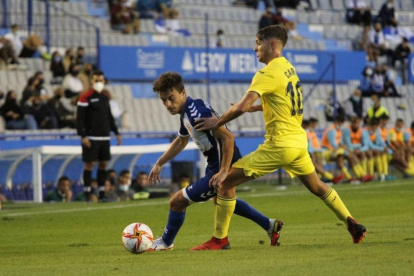 Un momento de la derrota del CE Sabadell, la semana pasada, en casa contra el filial del Villarreal (0-1).