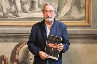 Jordi Savall durant la presentació del I Festival Jordi Savall al Palau Mojade Barcelona.