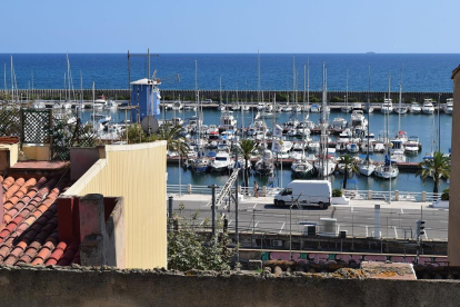 El cadaver ha sido trasladado hasta el puerto del Masnou.