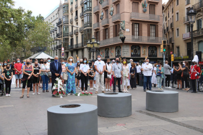 Plano general de la Rambla de Barcelona, donde se ha hecho el acto de homenaje a las víctimas de los atentados del 17-A.