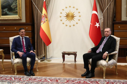 El president espanyol, Pedro Sánchez, i el primer ministre turc, Recep Tayyip Erdogán.
