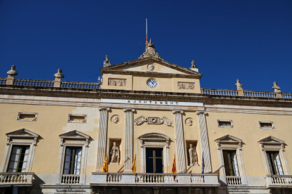 Una imagen de la fachada del Ayuntamiento de Tarragona.